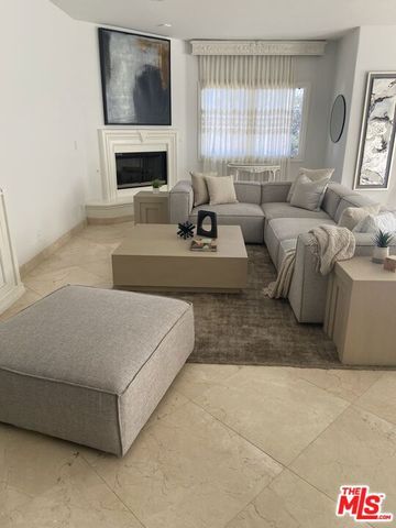 435 Arnaz Drive 201, Los Angeles, CA 90048