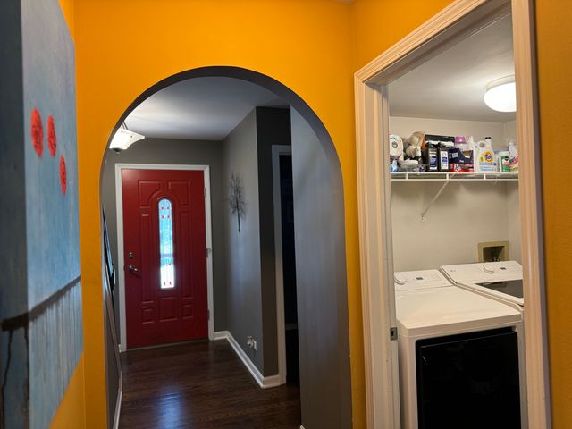 459 Rock Hall Circle, Grayslake, IL 60030