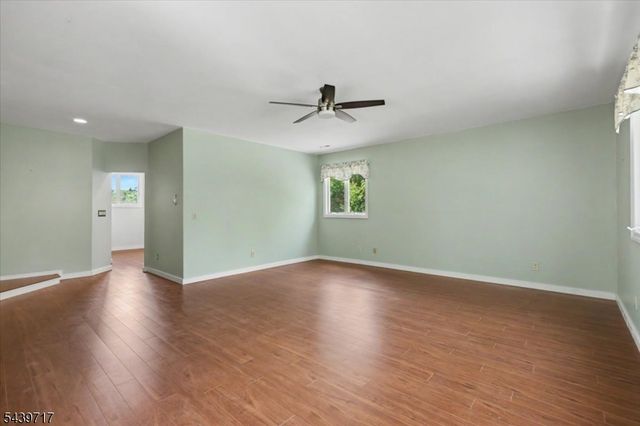 12 Upper Creek Rd, Delaware Twp., NJ 08559
