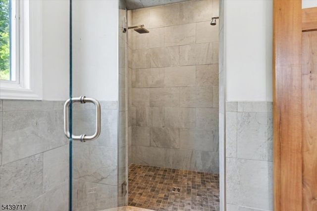 12 Upper Creek Rd, Delaware Twp., NJ 08559