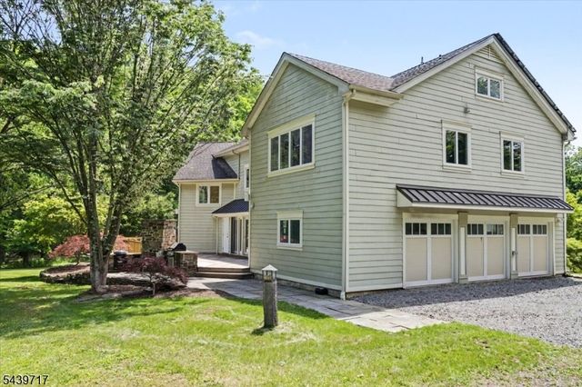 12 Upper Creek Rd, Delaware Twp., NJ 08559