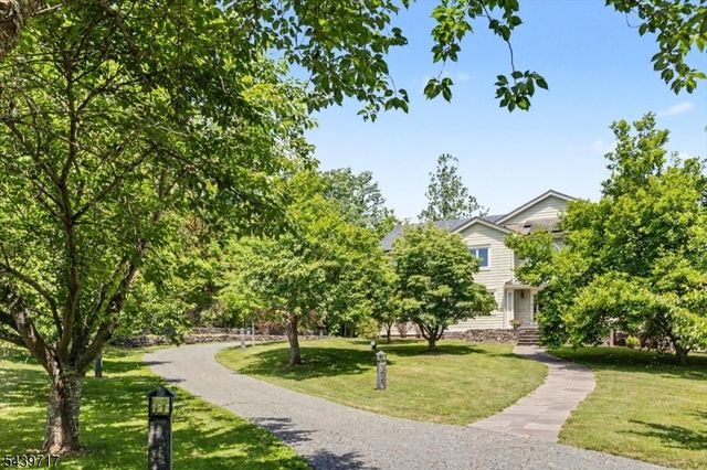 12 Upper Creek Rd, Delaware Twp., NJ 08559