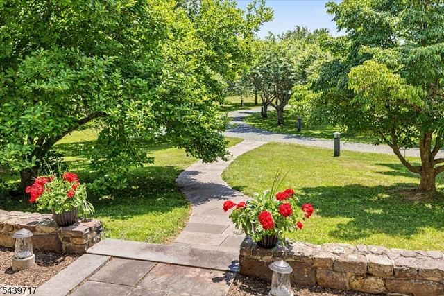 12 Upper Creek Rd, Delaware Twp., NJ 08559