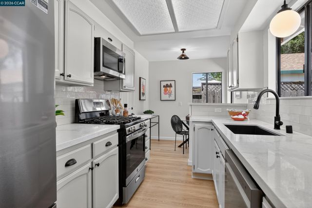 2131 Ahneita Dr, Pleasant Hill, CA 94523