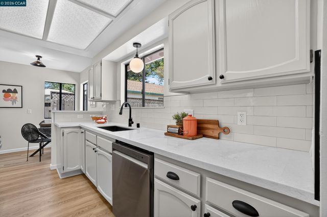2131 Ahneita Dr, Pleasant Hill, CA 94523