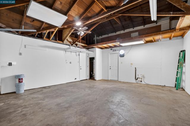 2131 Ahneita Dr, Pleasant Hill, CA 94523