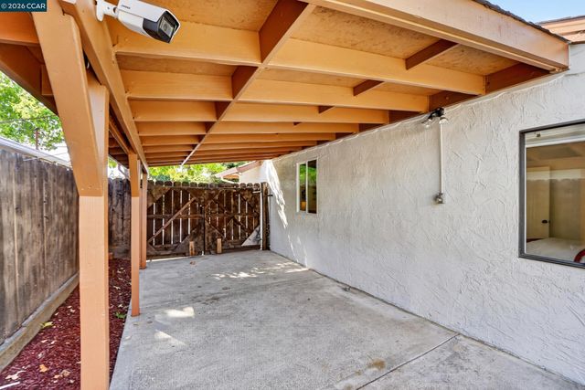 2131 Ahneita Dr, Pleasant Hill, CA 94523