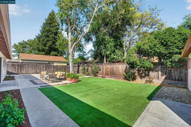 2131 Ahneita Dr, Pleasant Hill, CA 94523