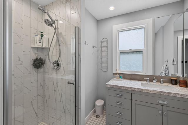 1335 Sargent Avenue, Saint Paul, MN 55105
