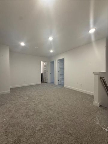 878 Porter Ridge Lane, Decatur, GA 30032