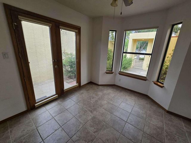 10312 Camino Del Oso NE, Albuquerque, NM 87111
