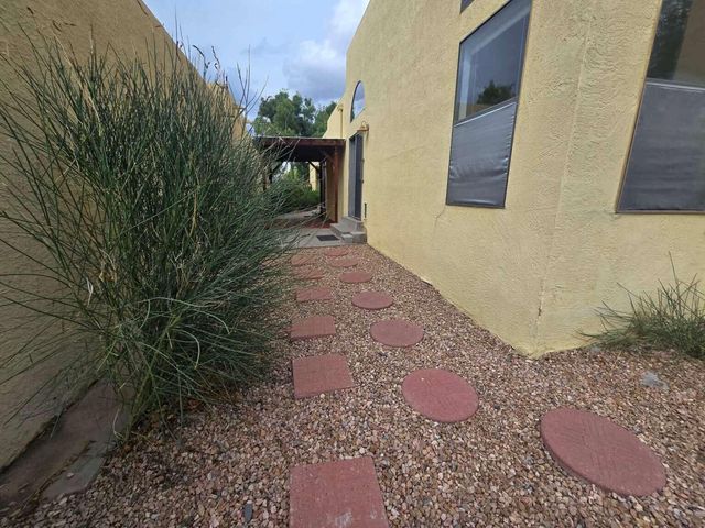 10312 Camino Del Oso NE, Albuquerque, NM 87111