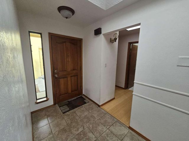 10312 Camino Del Oso NE, Albuquerque, NM 87111