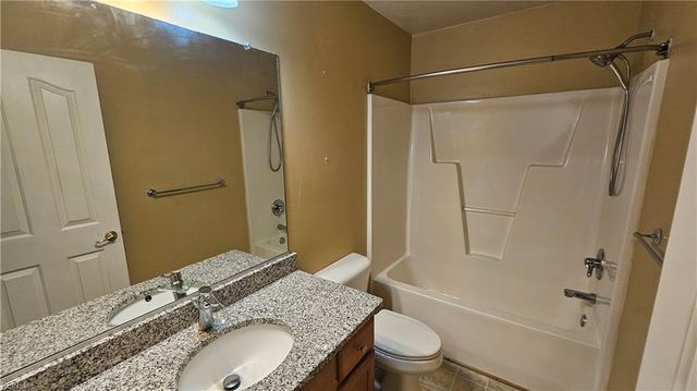 649 Estates WAY, Chesapeake, VA 23320