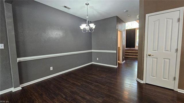 649 Estates WAY, Chesapeake, VA 23320