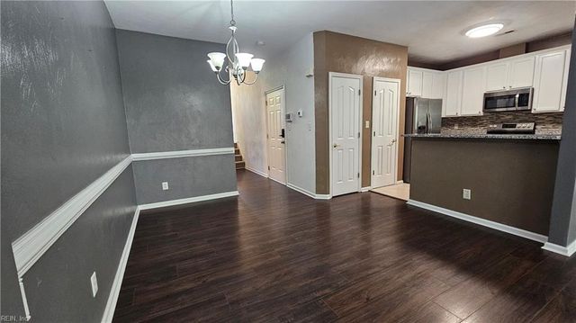 649 Estates WAY, Chesapeake, VA 23320