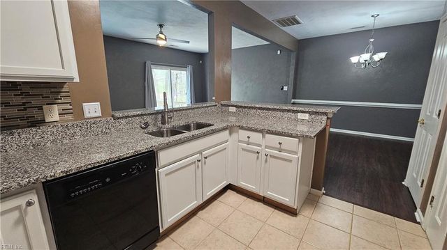 649 Estates WAY, Chesapeake, VA 23320