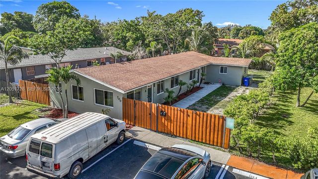 700 NE 25th St 1-2, Pompano Beach, FL 33064