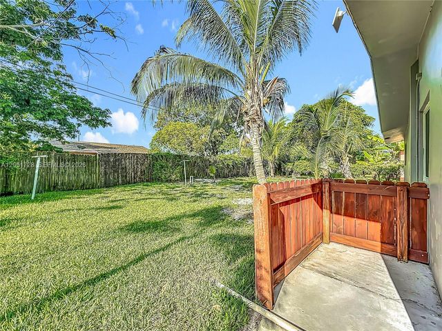 700 NE 25th St 1-2, Pompano Beach, FL 33064