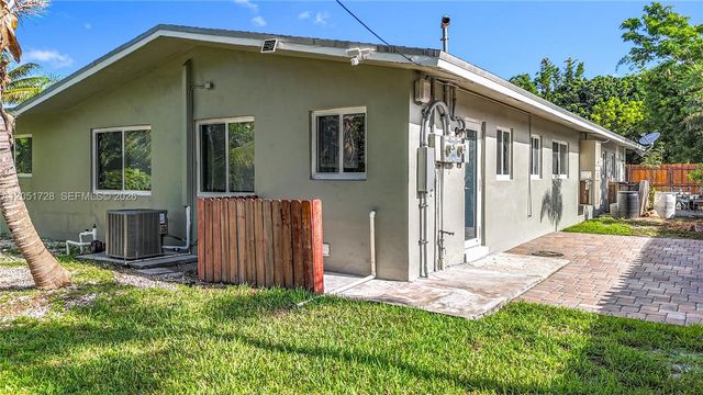 700 NE 25th St 1-2, Pompano Beach, FL 33064