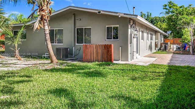 700 NE 25th St 1-2, Pompano Beach, FL 33064