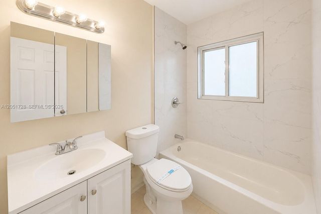 700 NE 25th St 1-2, Pompano Beach, FL 33064