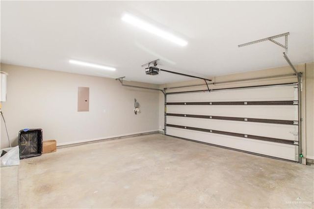 3912 N Rye Circle, Edinburg, TX 78542