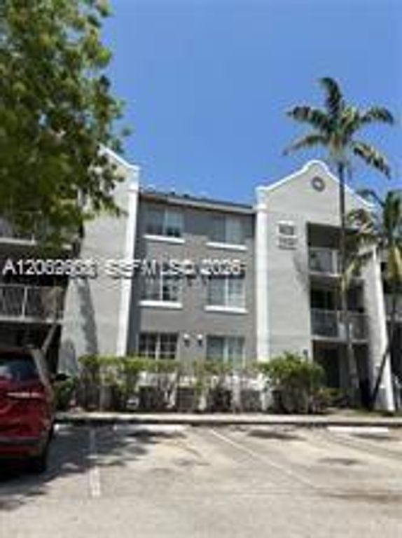 11177 SW 8th St 108, Pembroke Pines, FL 33025