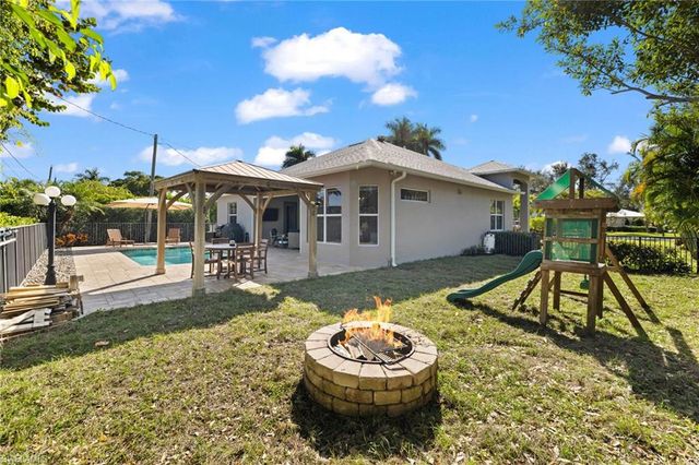 3684 Sudbury LN, Bonita Springs, FL 34134