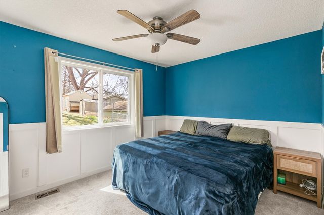 404 Lacona Avenue, Des Moines, IA 50315