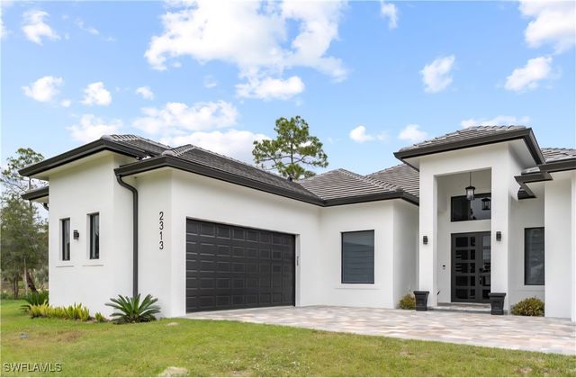 2313 6th AVE SE, Naples, FL 34117