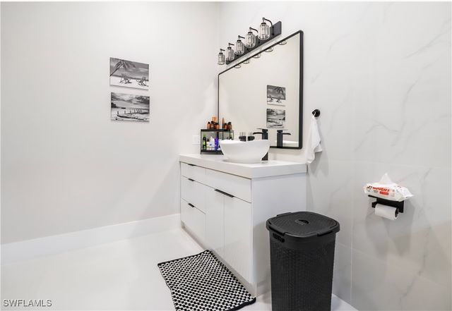 2313 6th AVE SE, Naples, FL 34117