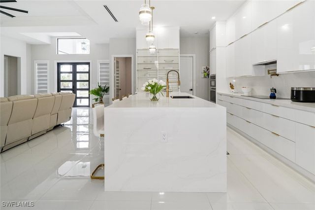 2313 6th AVE SE, Naples, FL 34117