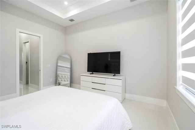 2313 6th AVE SE, Naples, FL 34117