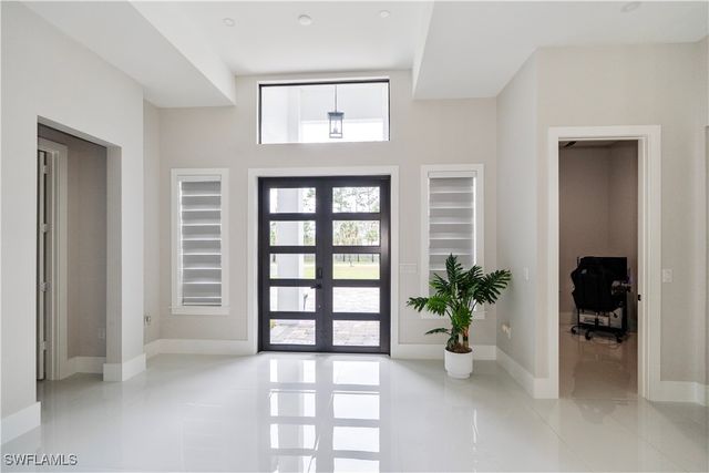 2313 6th AVE SE, Naples, FL 34117