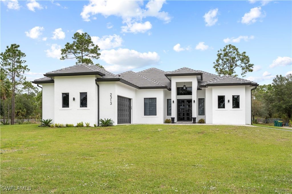 2313 6th AVE SE, Naples, FL 34117