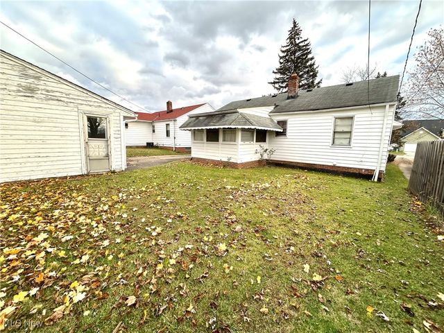 63 Willard Avenue, Bedford, OH 44146