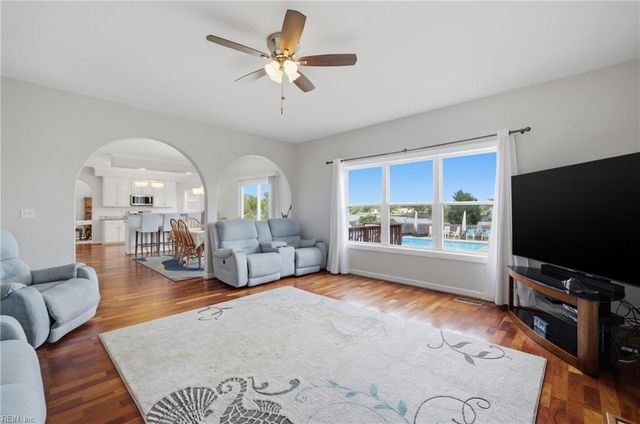 2041 Bierce DR, Virginia Beach, VA 23454
