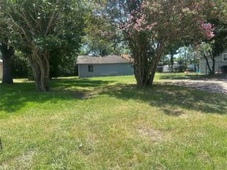 1008 E High Street, Terrell, TX 75160