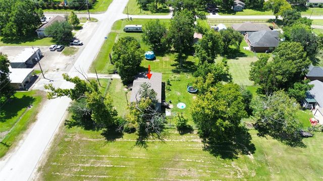 1721 Main Street, Danbury, TX 77534