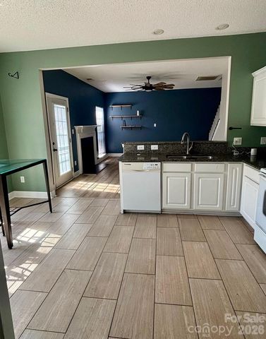 2018 Southwind Drive 53, Charlotte, NC 28216