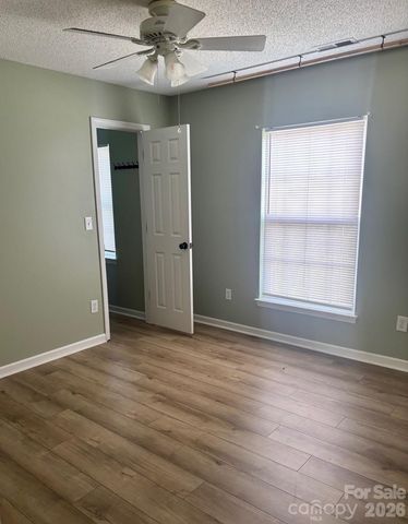 2018 Southwind Drive 53, Charlotte, NC 28216