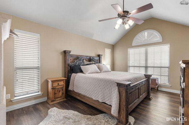 2492 S FM 369, Iowa Park, TX 76367