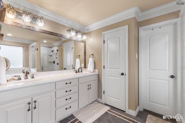 2492 S FM 369, Iowa Park, TX 76367