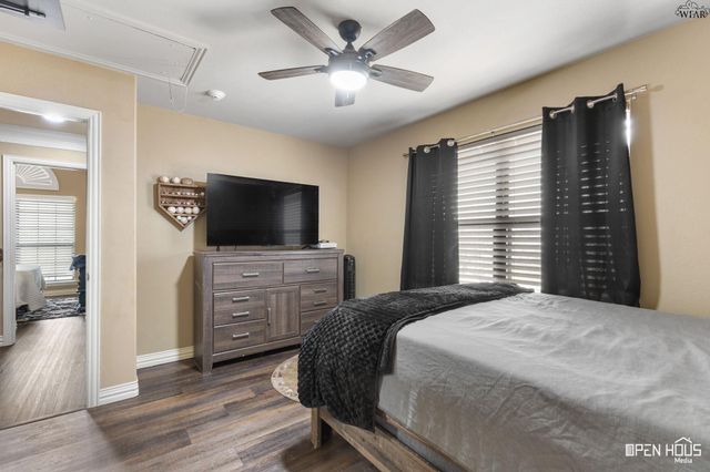 2492 S FM 369, Iowa Park, TX 76367