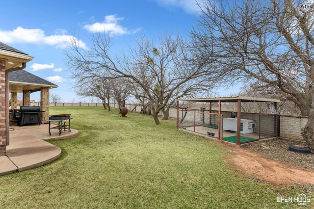 2492 S FM 369, Iowa Park, TX 76367