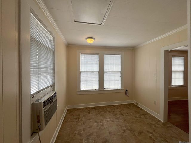 843 Ingleside Dr, Baton Rouge, LA 70806