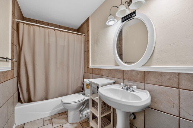 7113 Dallas DR, Austin, TX 78729