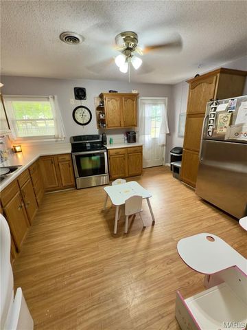 2812 Willow Avenue, Granite City, IL 62040