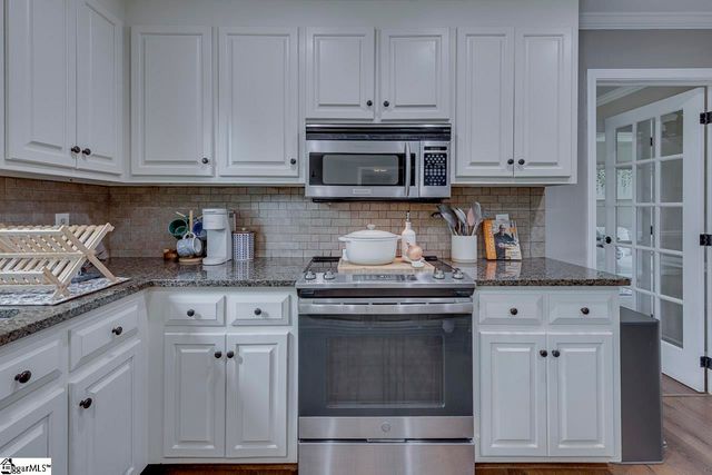200 Forrester Creek Way, Greenville, SC 29607